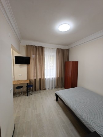 Подобово  1-кім. метро Палац Україна - фото 1