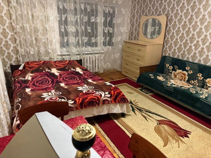 Подобово однокімнатна квартира просп Космонавтів. Мир Келецька Юності - фото 1