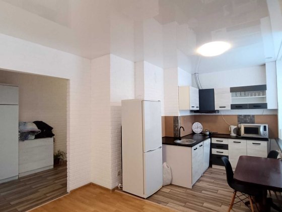 подобово 2-кімнатна квартира люкс у центри Черкассы