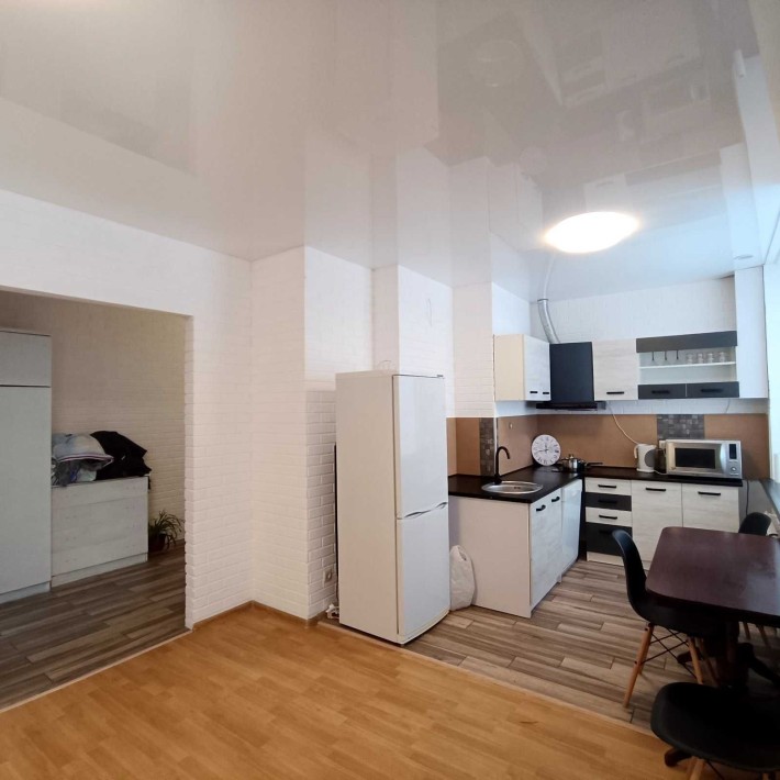 подобово 2-кімнатна квартира люкс у центри - фото 1