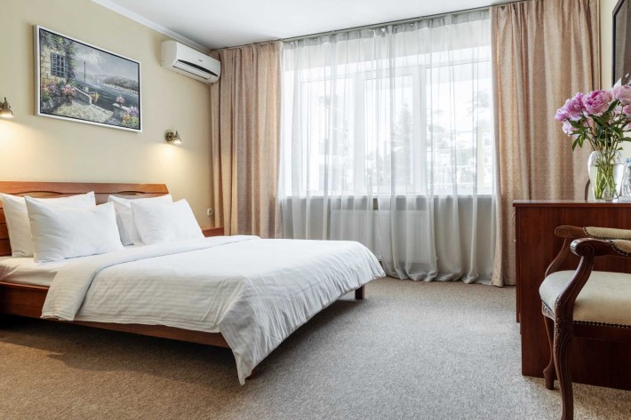 Подобова оренда 1к апартаментів поблизу ст.м. Печерська (7 хвилин) - фото 1