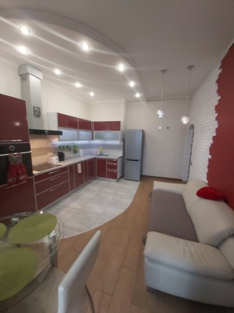 Подобово. Троещина. Дизайнерская VIP квартира ул. Лаврухина. ТРЦ " Рай - фото 1