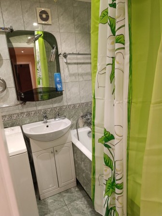 Квартира  2х.ком.подобово, по часово, метро Лісова - фото 1