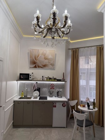 ПОДОБОВО В ЦЕНТРІ квартира на двох - фото 1