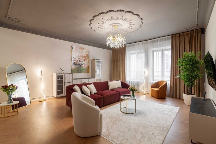 3 кімнатні апартаменти для 4 осіб по вул Січових Стрільців 17 - фото 1