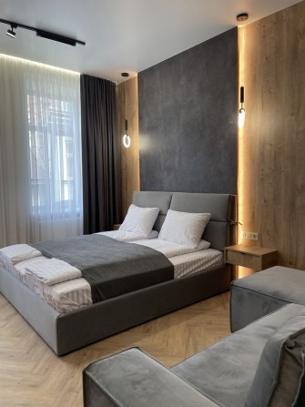 Подобова оренда квартири центр - фото 1