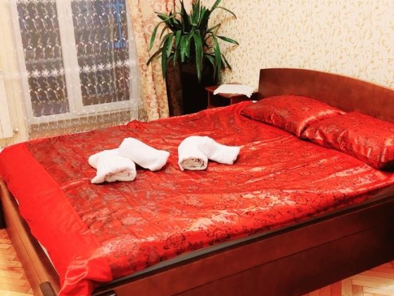 Квартира подобово Вул.Дорошенка,  центр Львов