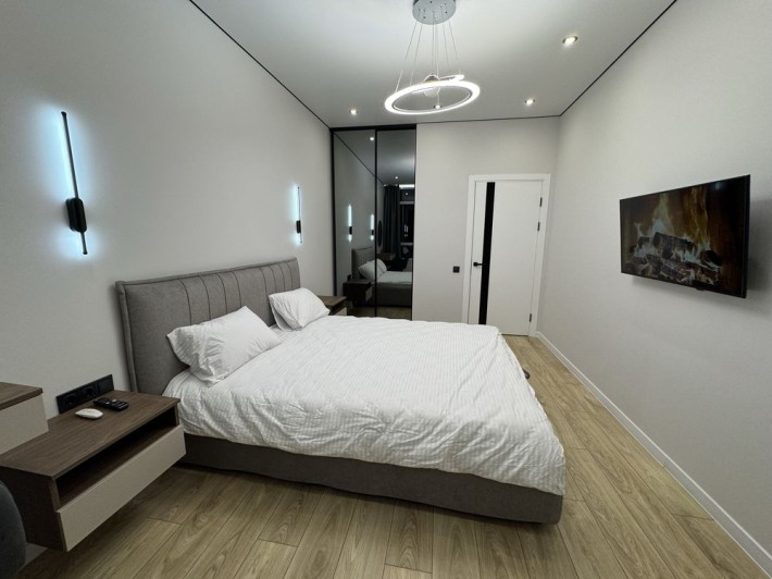 ЖК Атмосфера ,паркинг свет не откл ! Терасса на крыше с панорамой моря - фото 1