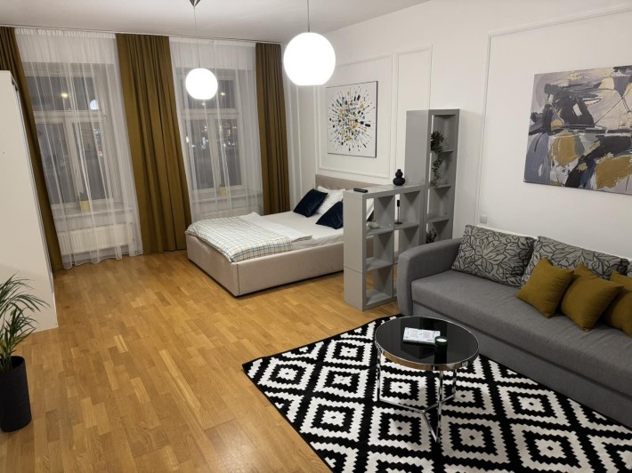 Подобова квартира у центрі Львова з видом на Оперний театр - фото 1