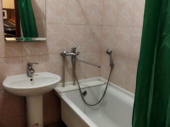 Сдам свою гостинку посуточно, почасово, 400 грв сутки. Район Н.дома. Харьков