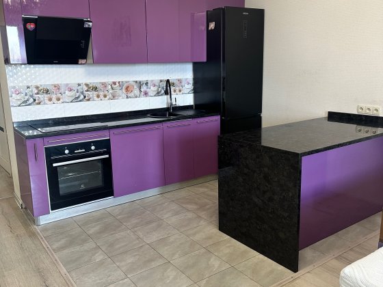 Сдам трех комнатную квартиру посуточно, можно на месяц , два Харків