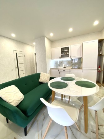 Сдам посуточно 1 ком квартиру! Початок, Ривьера, Сахарова. - фото 1