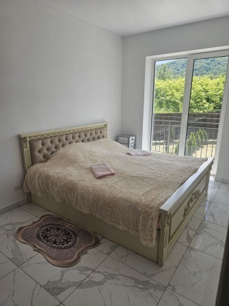 Квартира із приватною ділянкою,  у новобудові - фото 1