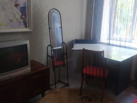 Здам кімнату для дівчини, Виставка, СВ Хмельницький