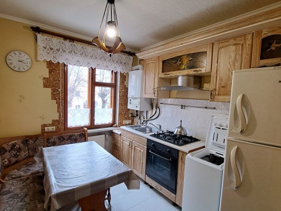 Вільна 4х кімнатна квартира в Центрі міста Івано-Франківськ