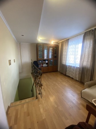 Візьму наквартиру 2 дівчат - фото 1