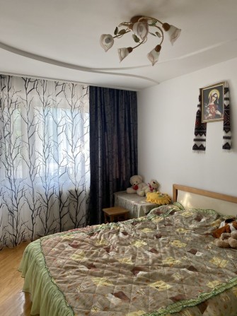 Здається одна кімната в двокімнатній квартирі - фото 1