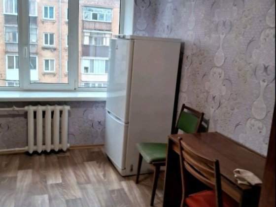 Здається кімната, в блоці, ЦЕНТР, Любечська б2 Чернігів