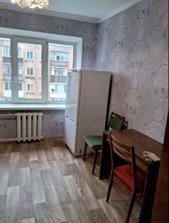 Здається кімната, в блоці, ЦЕНТР, Любечська б2 - фото 1