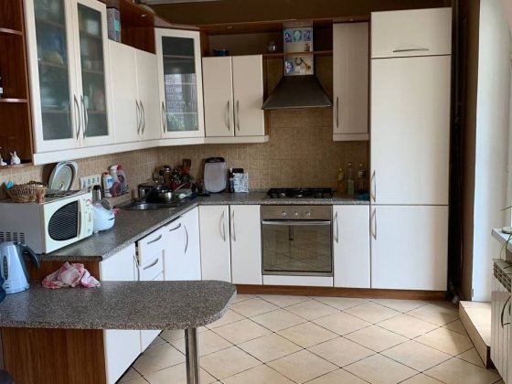 Позняки, Гмирі, велика кімната. Без комісії Киев