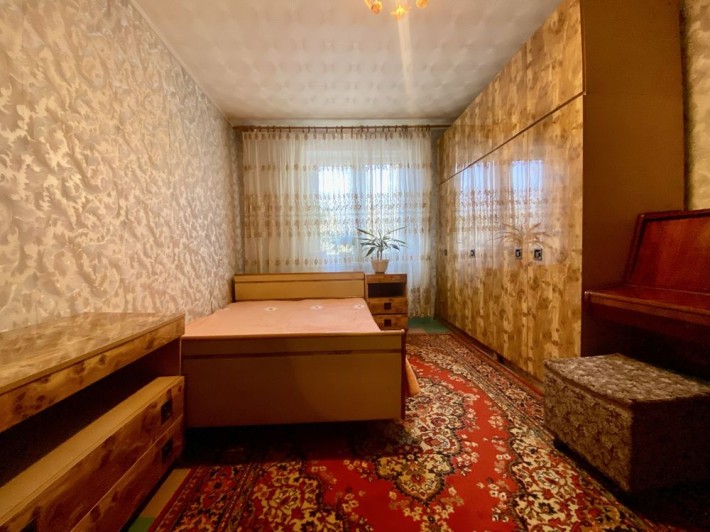 Сдам комнату в 3-х комн. кв. на Солнечном, ул М. Малиновского, р-н АТБ - фото 1