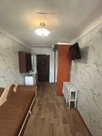 Комната в аренду в 5 минут от метро. Есть газ. - фото 1