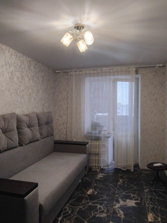 Здам кімнату  в трехкімнатній квартирі - фото 1