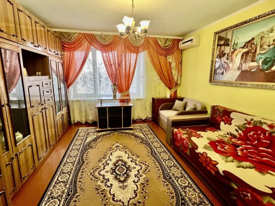 Здам кімнату на Попова