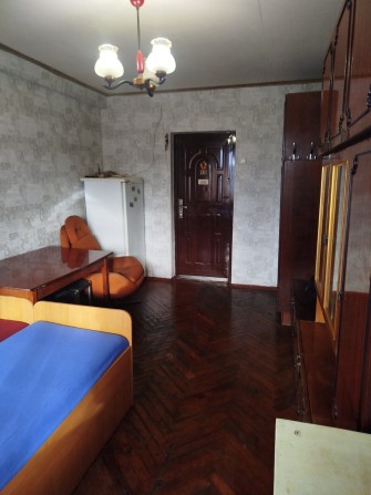 Здам комнату в трикімнатній квартирі - фото 1