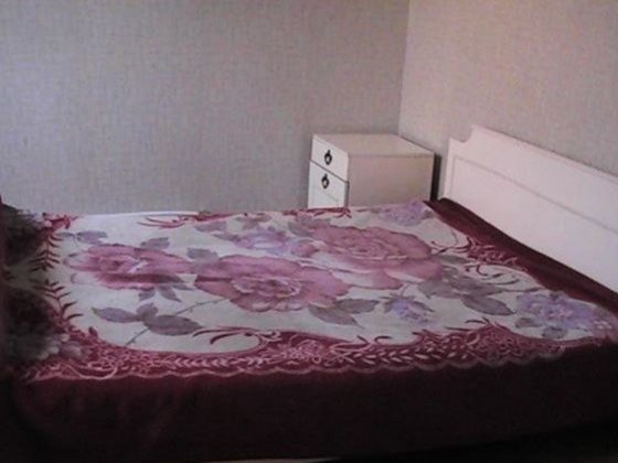 Здамо кімнату в самому центрі міста м Голосеевский м Деміївській Киев