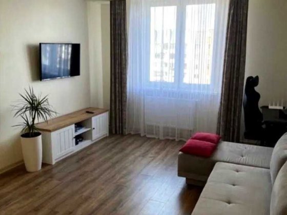 Оренда двокімнатної квартири по вул А.Линкольна Львов