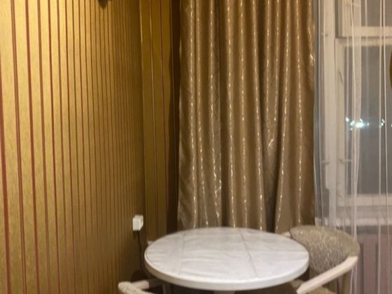 Здам місце в кімнаті , від хозяйки,без комісії,біля метро  Святошин Киев