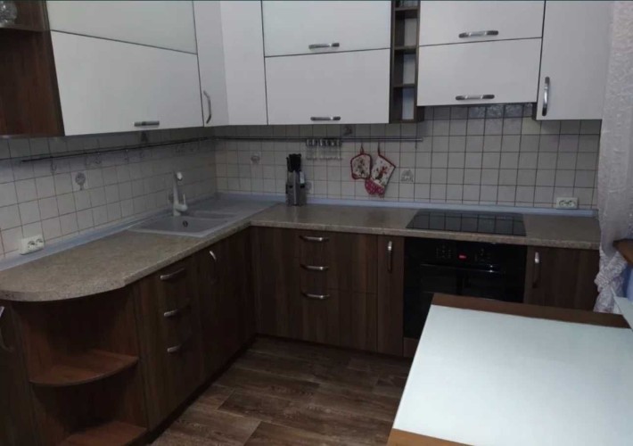 Здам 2 кімнатну квартиру на Олексіївці, пр.Л.Свободи,42А. - фото 1