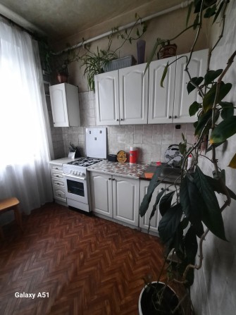 Оренда кімната для дівчини вул Автозаводська - фото 1