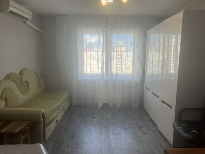 Сдаю кімнату в комунальній квартирі в Дніпровському районі м. Києва - фото 1