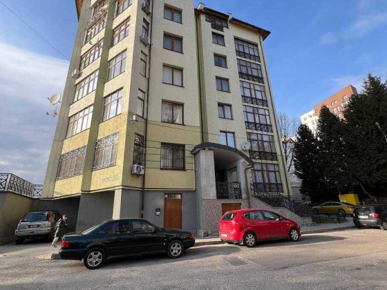 Оренда 2 кімнатної квартири вул. Мечникова Львов