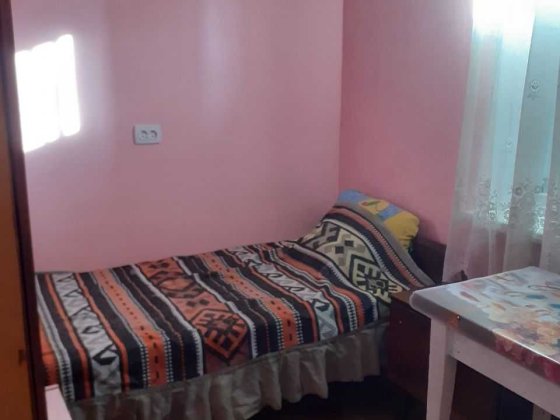 сдам комнату для 1 дев, женщ, парня на Таирова район Вузовского