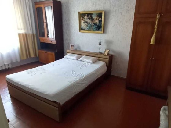 Оренда затишної кімнати без господарівдля дівчини/жінки поЛісовому пр. Киев