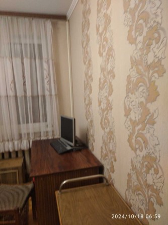 Голосеевский, отдельная отличная комната, метро Демеевская - фото 1