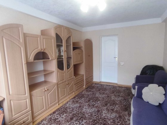 Здам одну кімнату в 3к-кваритирі Солом'янський р-н вул.Солом'янська 29 Киев