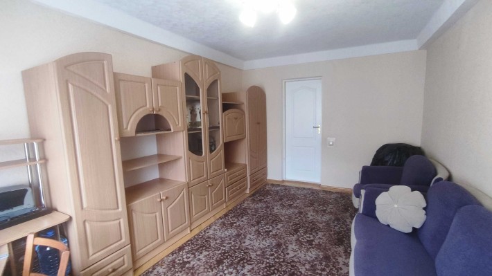 Здам одну кімнату в 3к-кваритирі Солом'янський р-н вул.Солом'янська 29 - фото 1