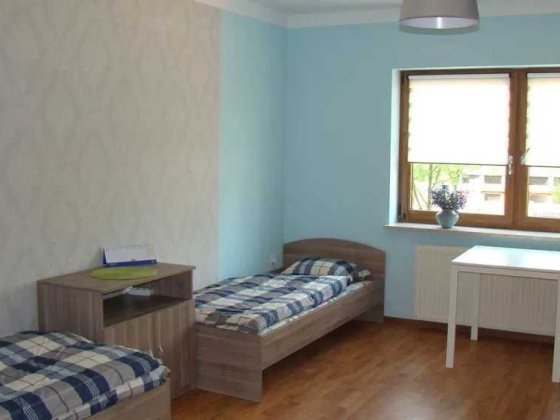 1500 грн. місяць проживання місце в кімнаті метро Вирлиця у Києві Киев