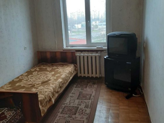 сдам комнату  в 2 комнатной квартире Киев