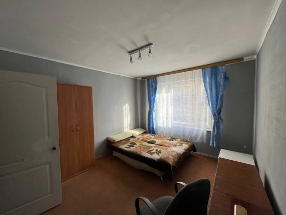 Оренда 3 роздільні кімнати, метро Лукʼянівська, вул. Чорновола 10. Киев