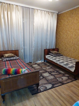 Кімната з балконом м.Харківська для 1-2 дівчини Харківське шосе - фото 1