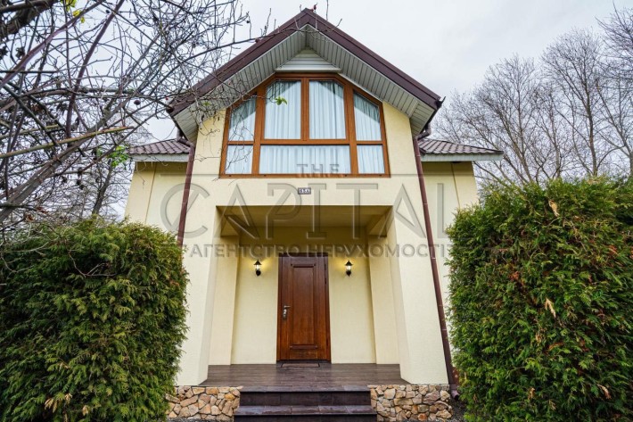 Оренда будинку 130м² 23 сотки Гараж Власне озеро с. Заріччя Опис: - фото 1