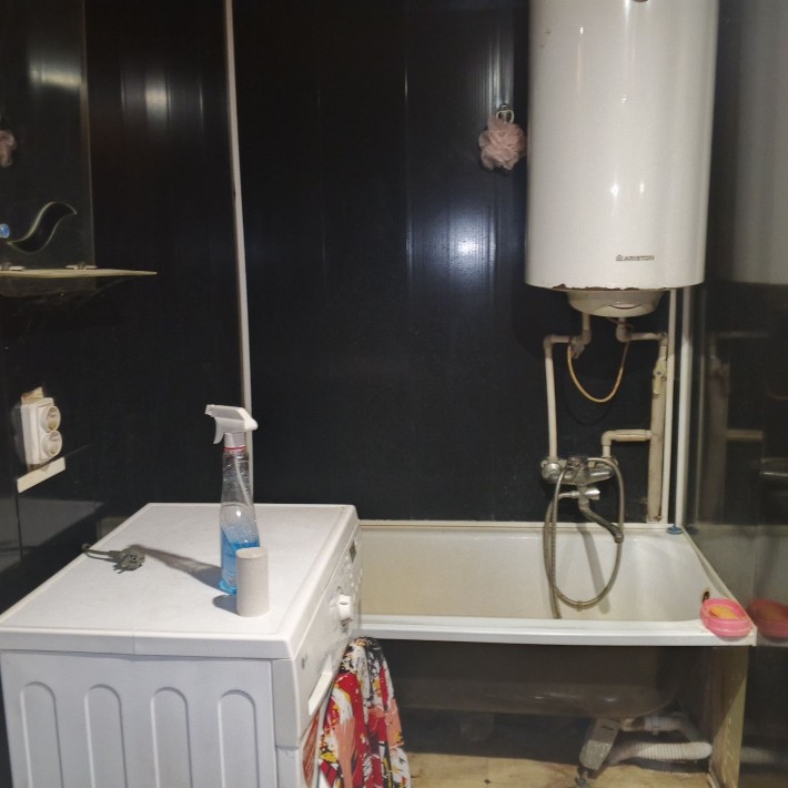 Сдаю уютный домик в тихом центре г Мерефа - фото 1