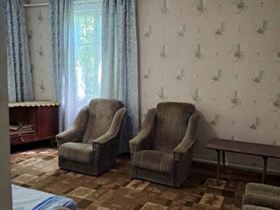 Здається будинок у м. Ніжин Нежин