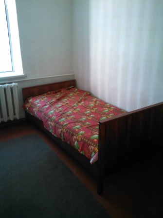 Сдаю дом. Центральный рынок. Для военных, строителей и т.д. 09.03.26. - фото 1