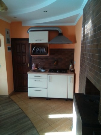 Термінова оренда дачного будинку в місті Українка - фото 1